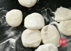 春饼皮(烤鸭饼)的做法图解1