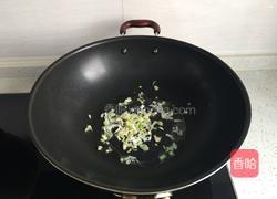 尖椒炒红肠的做法图解4