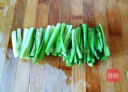 土豆丝炒韭菜的做法图解8