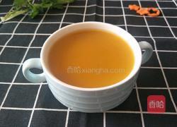 胡萝卜南米粉糊(7个月宝宝辅食)的做法图解1