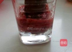 草莓酸奶的做法图解2