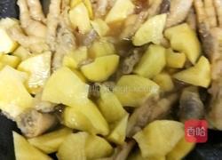 鸡爪子炖土豆的做法图解8
