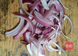 洋葱炒鸡蛋的做法图解1