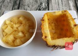 菠萝炒饭的做法图解1