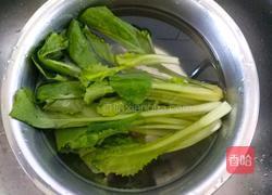 玉米面鱼丸菌汤的做法图解3