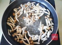 玉米面鱼丸菌汤的做法图解9