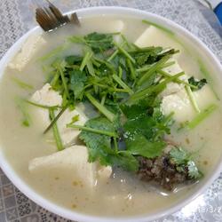 鲫鱼炖豆腐汤的做法[图]