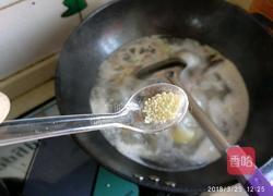 鲫鱼炖豆腐汤的做法图解7