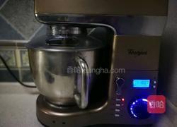 黑加仑椰蓉花环面包的做法图解3