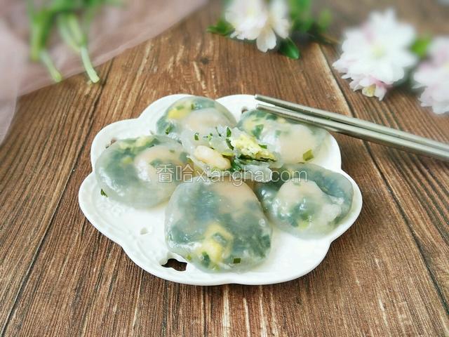韭菜粿就做好咯！
下次还可以把皮弄得更薄一些，会更剔透！