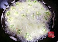 炸茼蒿丸子的做法图解7