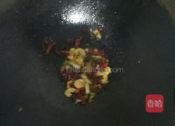 干锅土豆片煸豆角的做法图解4