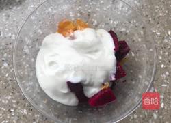 火龙果酸奶沙拉的做法图解3