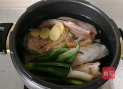 韩式辣牛肉汤的做法图解2