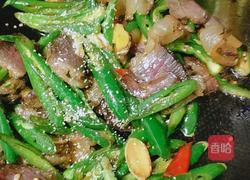 青椒炒腊肉的做法图解8