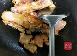 鸡腿粉条炖蘑菇的做法图解5