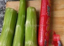 清炒莴笋火腿肠丁的做法图解2