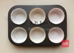 Vanilla Cranberry Muffin (Traditional Method) Recipe Illustration 10