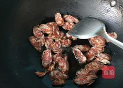 蒜薹炒腊肠的做法图解4