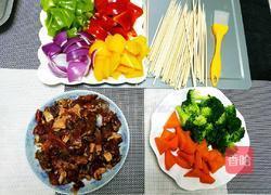 五彩蔬羊肉串的做法图解5