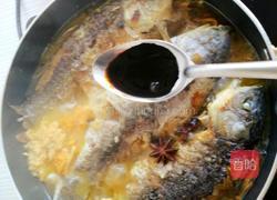 红烧鲫鱼的做法图解10