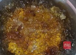 红枣枸杞炖桃胶的做法图解1