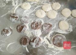 菠萝馅开口笑双色馒头的做法图解3