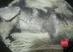 蒜爆鲤鱼的做法图解5