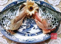 焖三文鱼头的做法图解3