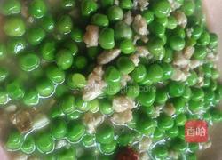 烂肉豌豆的做法图解1