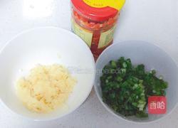 蒜蓉剁椒金针菇的做法图解3