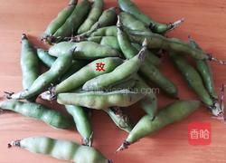  腊肠蚕豆的做法图解2