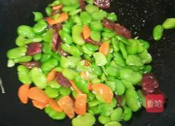  腊肠蚕豆的做法图解11