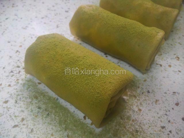 撒上抹茶粉即可，冷藏30分钟左右即可食用