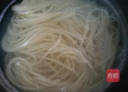 奶油蘑菇培根意面的做法图解4