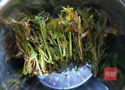 香椿炒鸡蛋的做法图解2