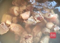 秘制猪蹄的做法图解2