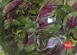 皮蛋炒苋菜的做法图解2