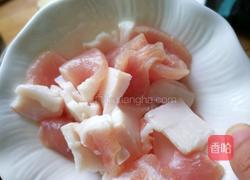 蕨菜春笋炒腊肉的做法图解4