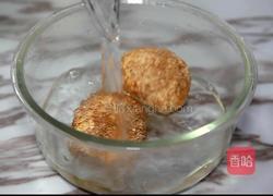 猴头菇姜鸭汤的做法图解3