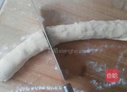 家常葱油饼的做法图解8