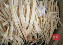 黄瓜干豆腐凉菜的做法图解4