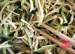 黄瓜干豆腐凉菜的做法图解5