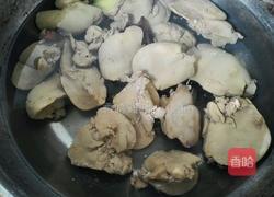大蒜炒鸭肝的做法图解3