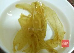 花胶洋参炖猪腱的做法图解2