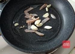 柿子椒炒苦瓜的做法图解7