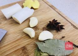 西红柿炖牛腩的做法图解3