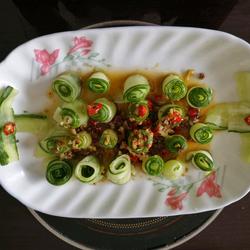 油炝黄瓜的做法[图]