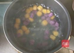 西米牛奶煮芋圆的做法图解11