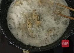 油炸鲫鱼的做法图解4